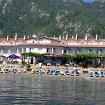 Zeybek Hotel 2*