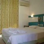Zeybek Hotel 2*