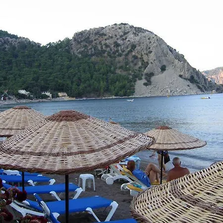 Zeybek Hotel 2*