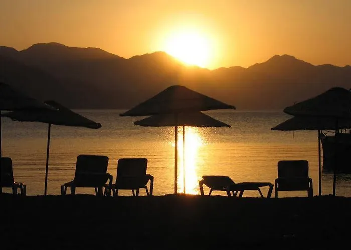 Zeybek Hotel Turunç